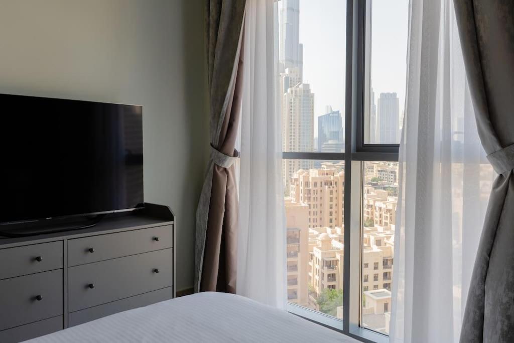 New L Full Burj Khalifa View L Next To Mall Apartment Dubai